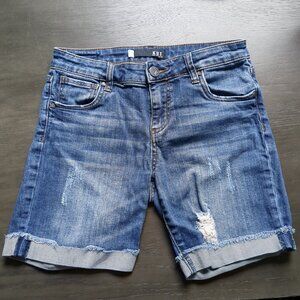 Kut From The Kloth Catherine Boyfriend Distressed Denim Mid Length Shorts Size 2
